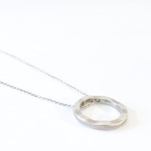 Collar olas
