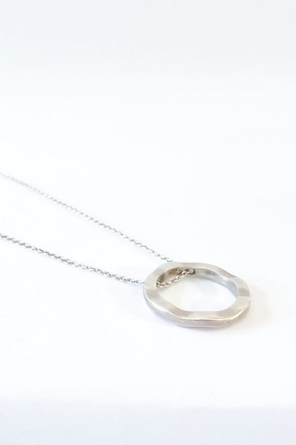 Collar olas